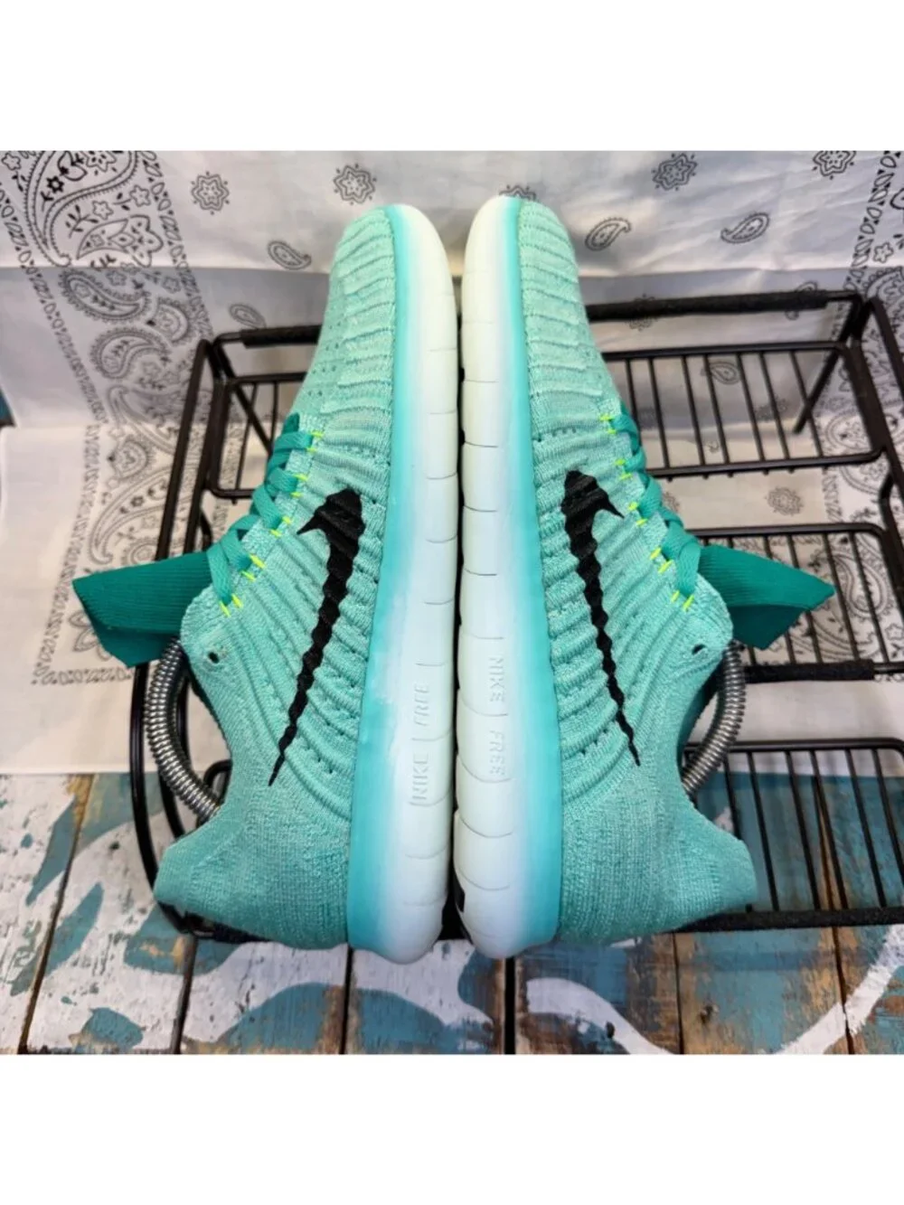 Nike Free RN Flyknit Running Shoes Hyper Turquoise 831070-307 Womens Sz 8.5 EUC